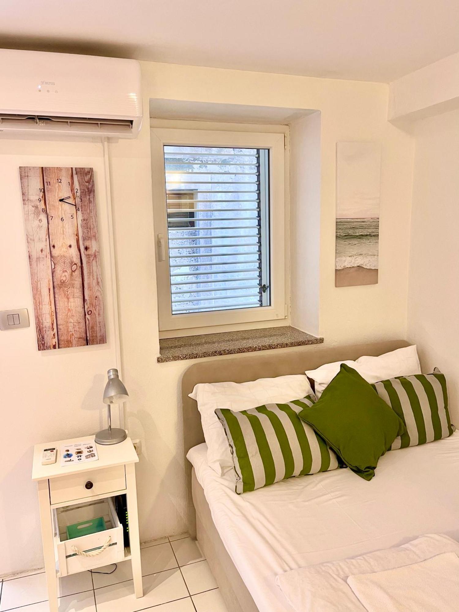 Apartamento Devi-Piran Exterior foto
